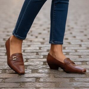 Salvatore Ferragamo Brown Miista Leather Pump Heels Size 8-1/2B *NWOT*